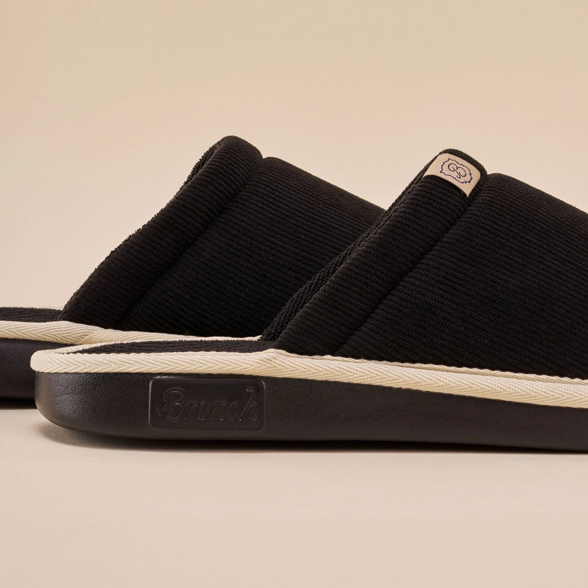Essential - Black - Corduroy - Image 3