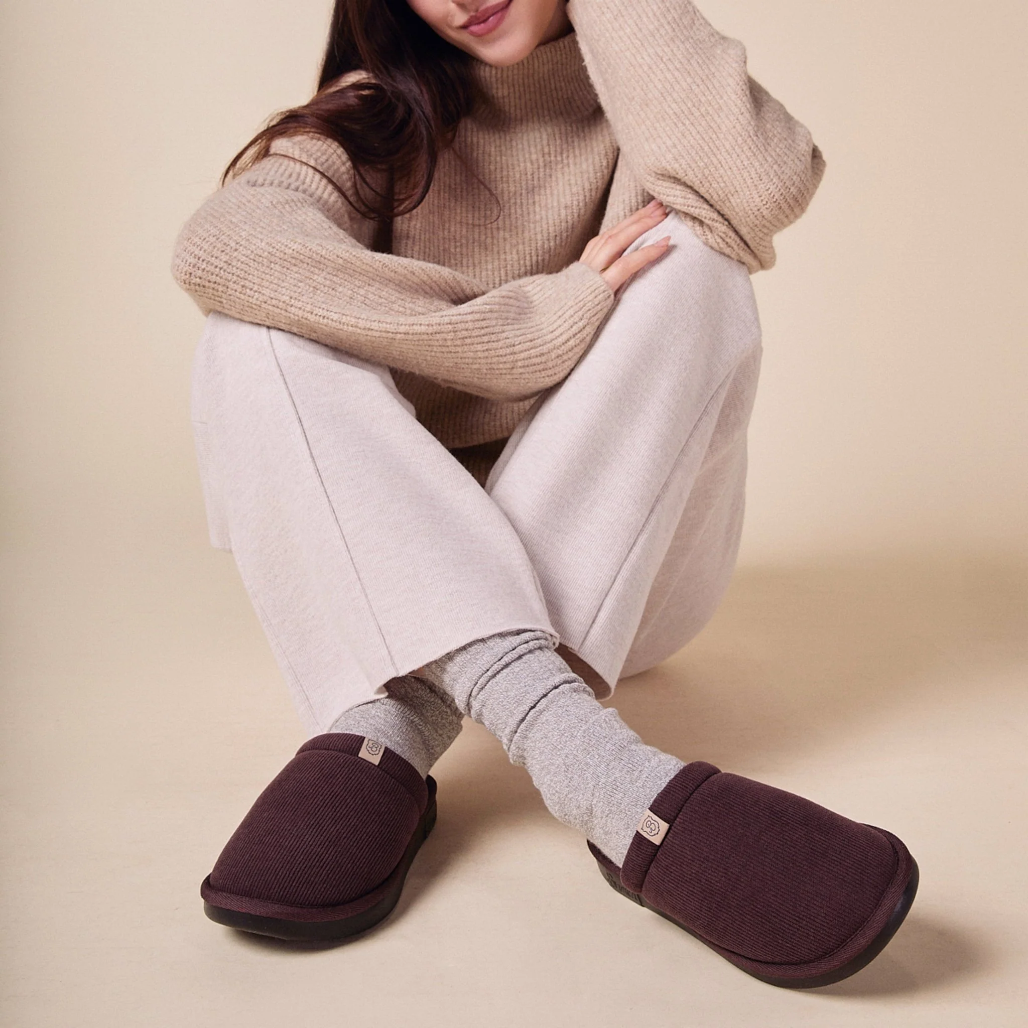 Essential - Dark Brown - Corduroy - Image 3