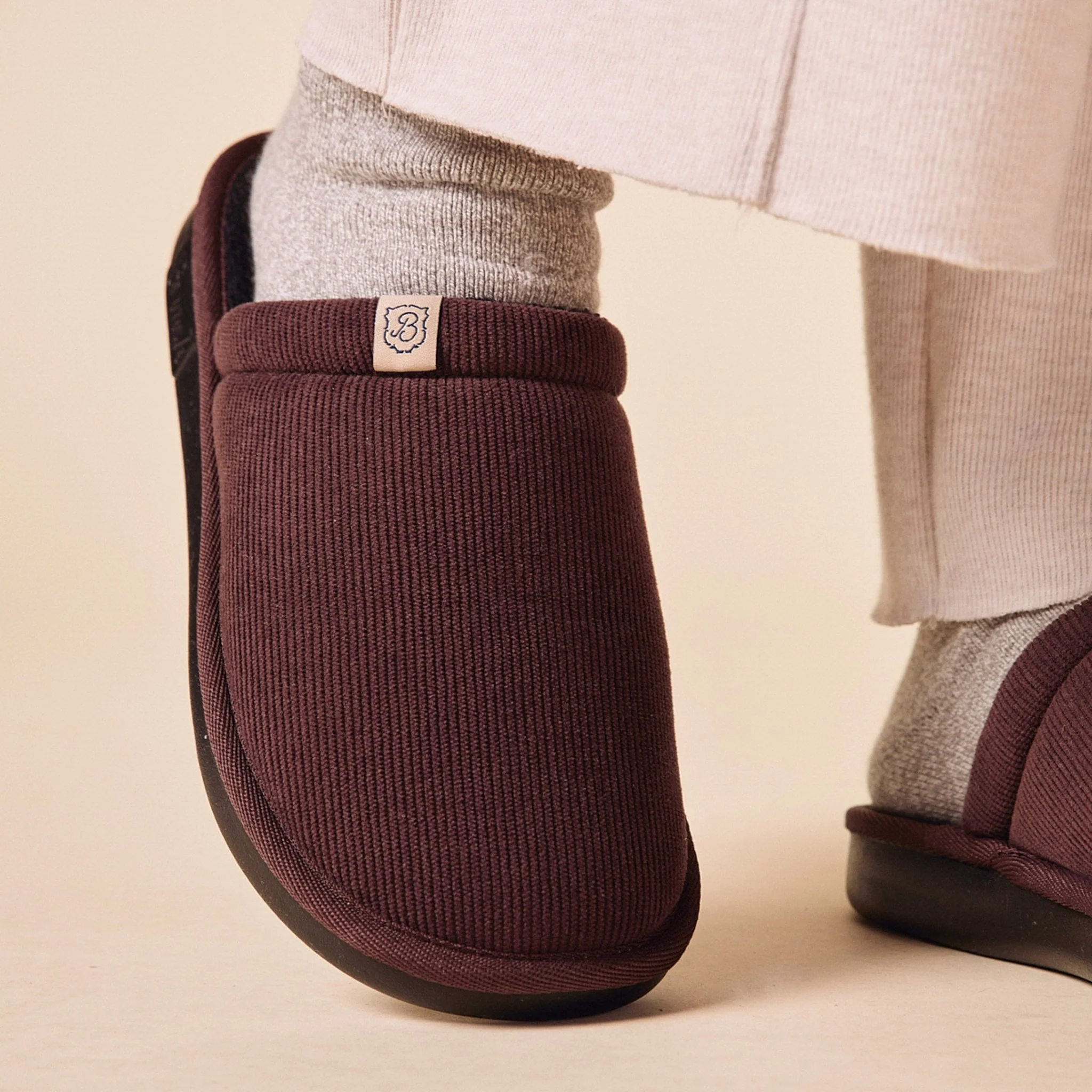 Essential - Dark Brown - Corduroy - Image 4