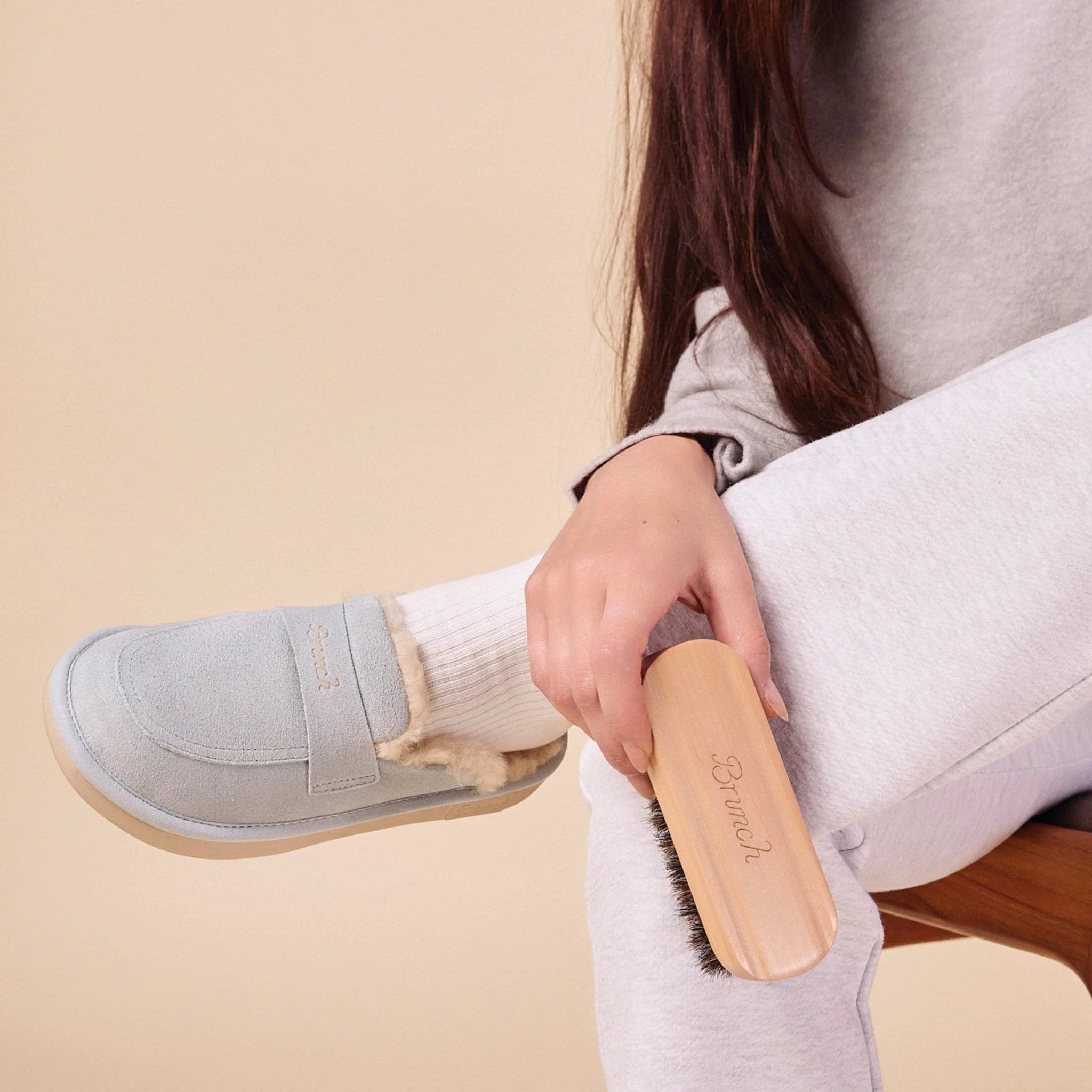 Suede Brush - Wood - Wood - Image 4